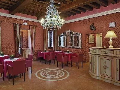 Hotel Tre Archi 3*