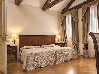 Hotel Dell'opera Venetië