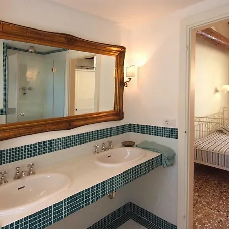 Ca' San Sebastiano Canal View Apartment *