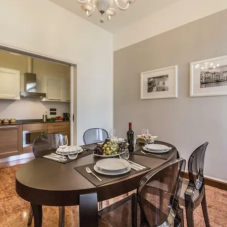 Ca' Del Monastero 1 Collection For 4 Guests With Balcony And Lift * Venezia