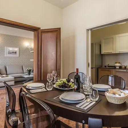 Ca' Del Monastero 1 Collection For 4 Guests With Balcony And Lift