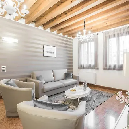 Ca' Del Monastero 6 Collection Chic For 4 Guests With Lift Appartement Venetië