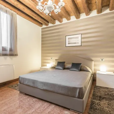 Ca' Del Monastero 6 Collection Chic For 4 Guests With Lift *