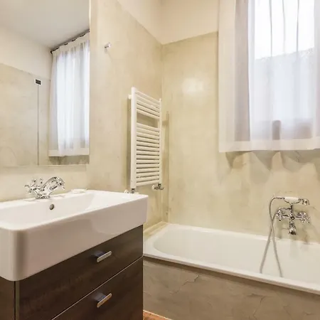 Apartment Ca' Del Monastero 6 Collection Chic For 4 Guests With Lift Venice