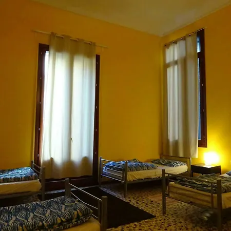 Youth Palace Ostello Venezia