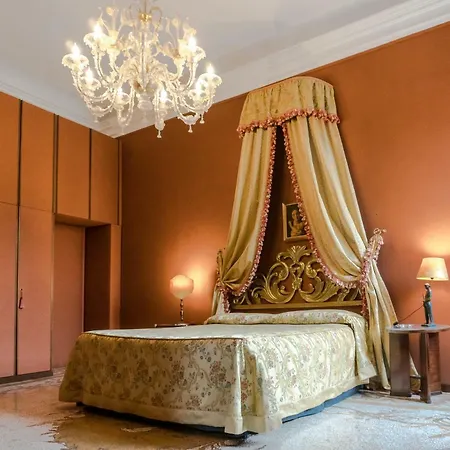 Luxury Balcony דירה *