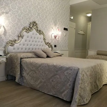 Gorizia A La Valigia 3* Venedig