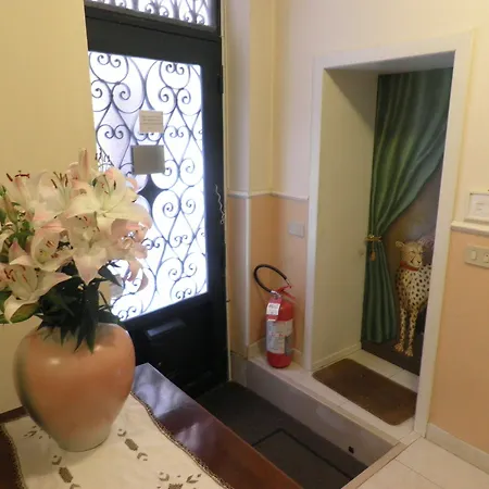 Al Campaniel Bed & Breakfast 2*