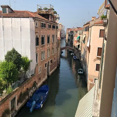 Corte Dei Miracoli Penzion 2*