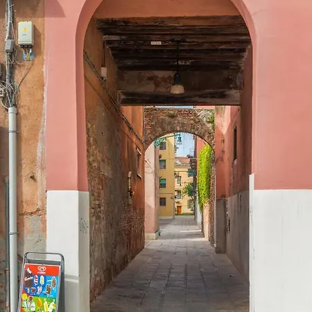 Apartment Near Station Santa Lucia Two Bedroom *