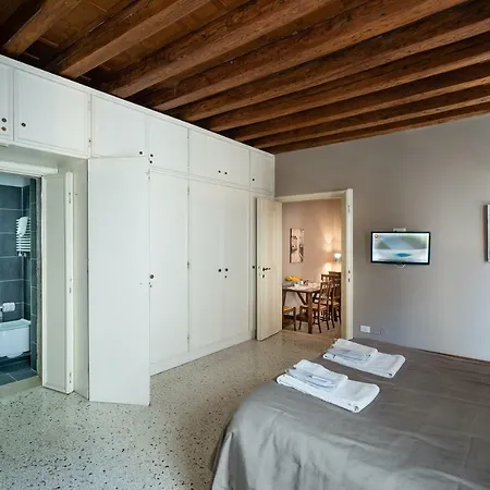 Apartment San Maurizio Venice
