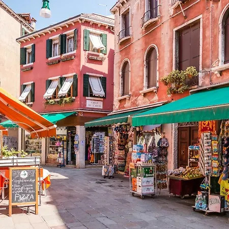 Apartment Bragora 3524 Between San Marco And Biennale Venice