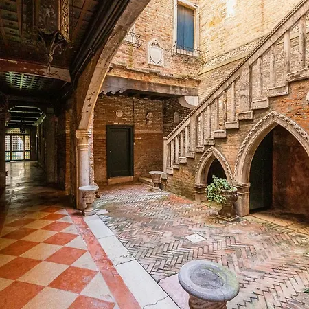 Ca' Romantica Terrace * Venice