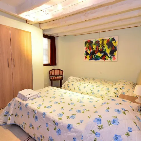 Greta Apartment *