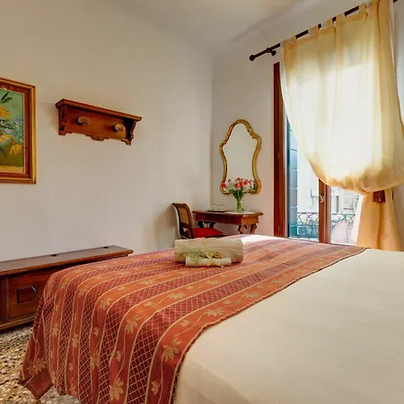 Hotel San Samuele