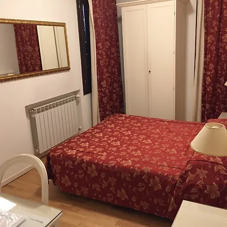 Hotel Ai Tolentini *
