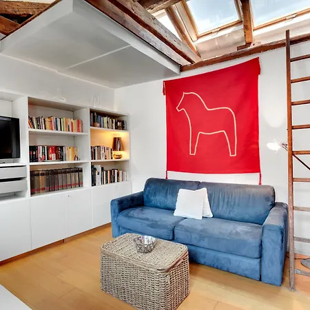 Apartment Bragora Smoochy Attic Venice