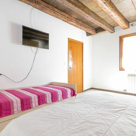Apartment Calle Sacrestia Venice