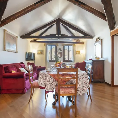 Ve.n.i.ce Cera Angels' Attic * Venice