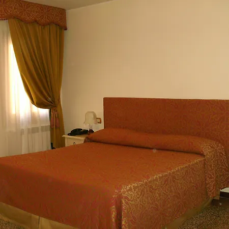 Herion Guest house 2*