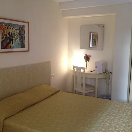 Guest house Herion 2*
