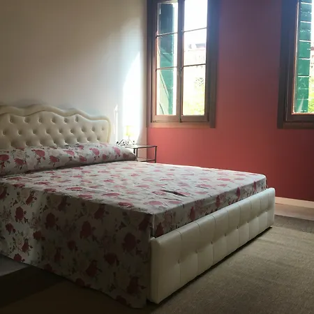 Castello Biennale Hotell 2*