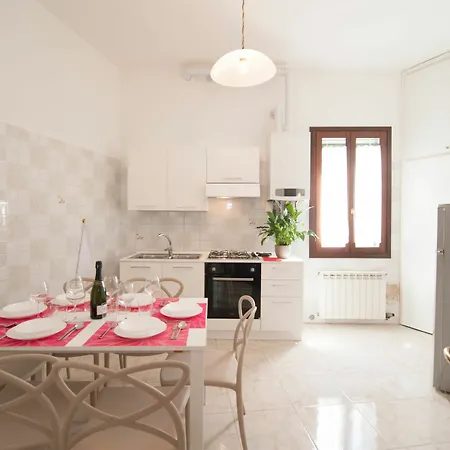 Apartment Riva Excelsior Venice