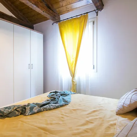 Ca' Loredan Apartment *