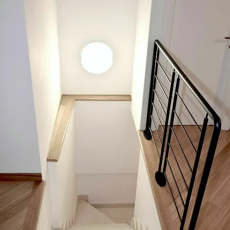 Marty Apartment
