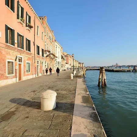 Guggenheim Museum, Cool, 6Pax,Wifi, Aircnd * Venice