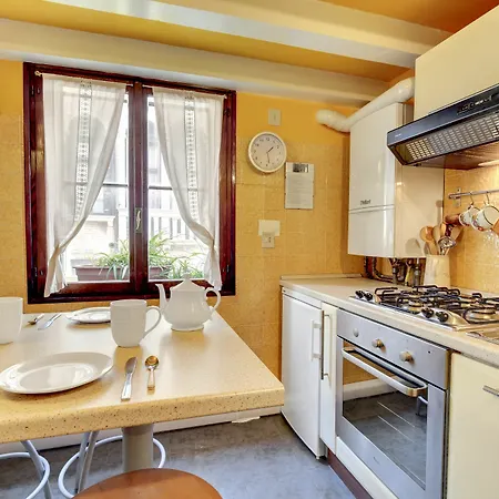 Castello Apartment