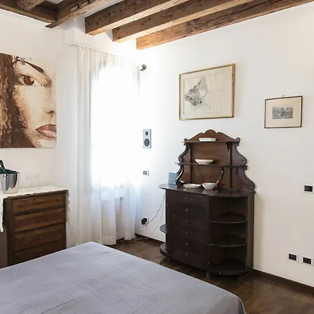 Smart Apartment *