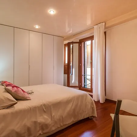 Apartment The Star Close To Biennale & Arsenale