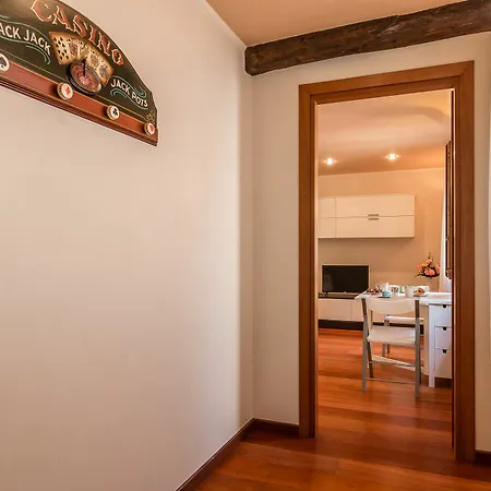 Apartment The Star Close To Biennale & Arsenale