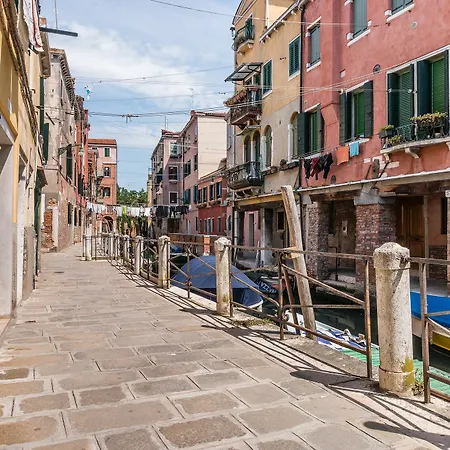 The Star Close To Biennale & Arsenale Apartment Venice