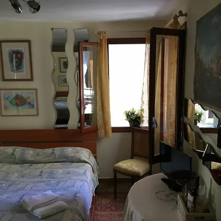 Ca' Marinella Szálloda 3*