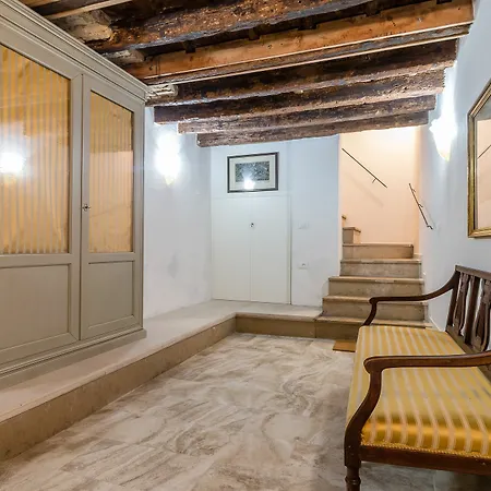 Saint Mark's Basilica @200 Meters Apartment *