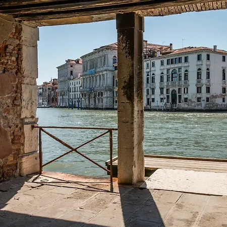 Admiral Emo Palace Over Canal Grande Venice
