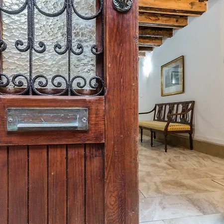 Saint Mark's Basilica @200 Meters Apartment *