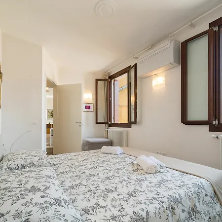 Apartment Ve.n.i.ce Cera Casa Margherita