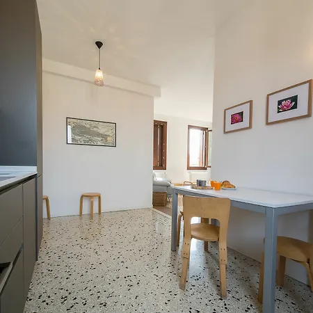 Ve.n.i.ce Cera Casa Margherita * Venice