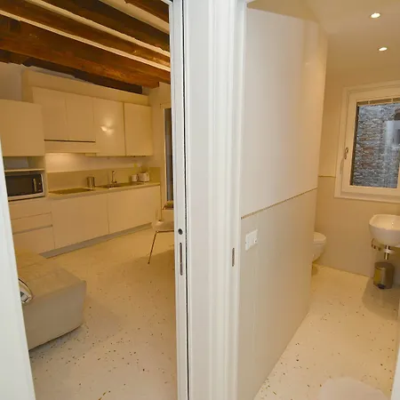 Guggenheim Museum, Cool, 4Pax Apartment