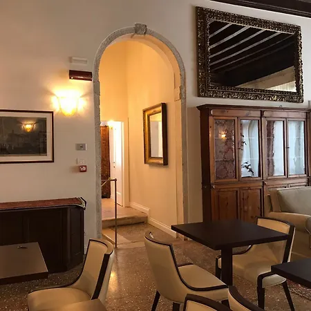 Casa de hóspedes Maddalena 2*