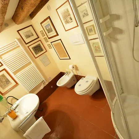 Nicole Apartment *