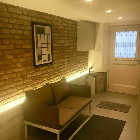 Appartement Mirrors