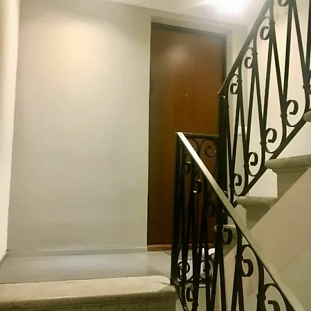 Mirrors Apartment