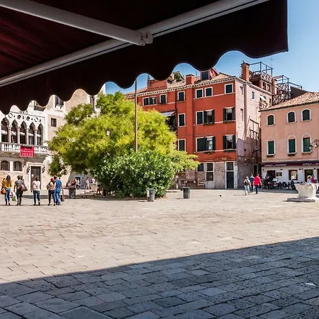 Apartment Bragora 3524 Between San Marco And Biennale Venice