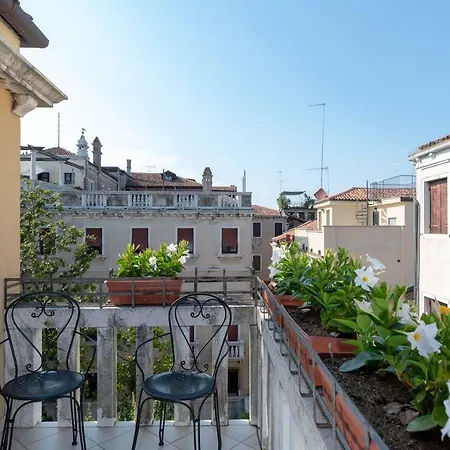 San Samuele Apartment *