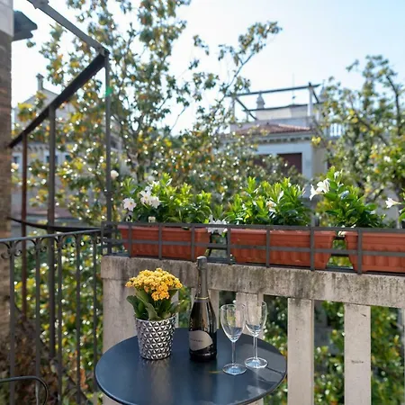 Apartment San Samuele Venice