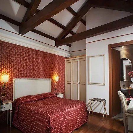 Ca' D'oro - Wenice Deep Culture Hotel 3*